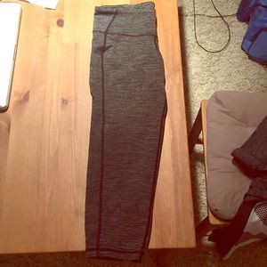 Old Navy Active Capri